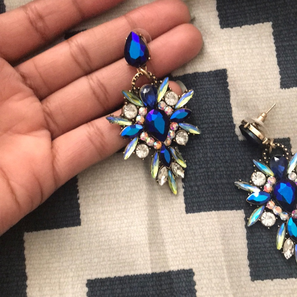 Blue Jeweled Dazzling Earrings - Picture 2 of 3